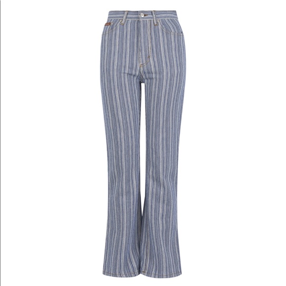 NWT ALEXACHUNG Grady Flared Jean - Picture 2 of 6